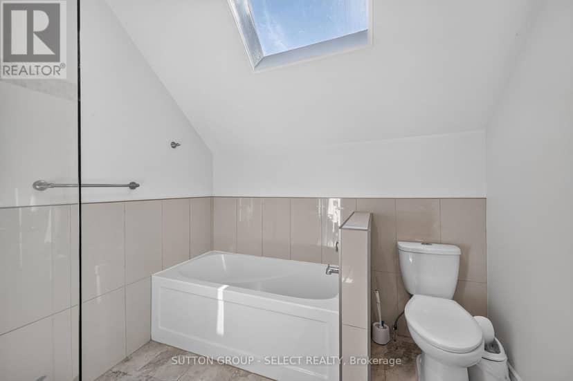 943 Colborne Street — photo 26 of 38