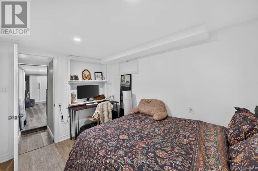 943 Colborne Street — photo 27 of 38