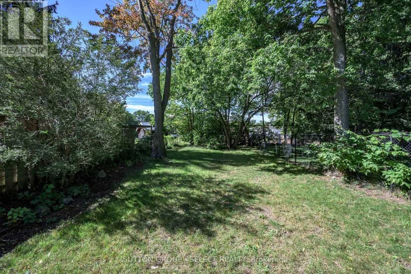 943 Colborne Street — photo 32 of 38