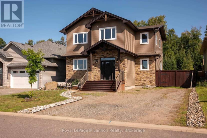 145 Dogwood Crescent — photo 1 of 40