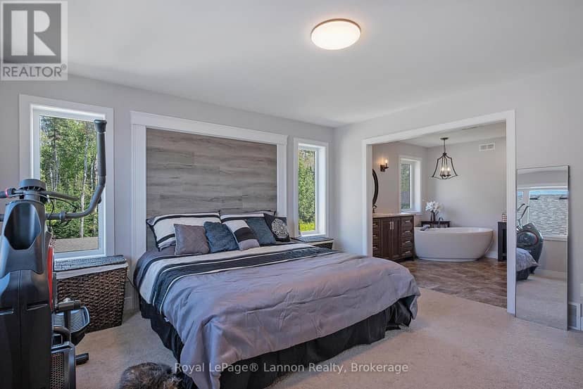 145 Dogwood Crescent — photo 15 of 40