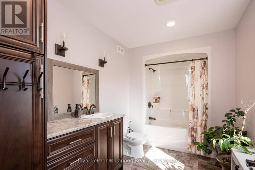 145 Dogwood Crescent — photo 25 of 40