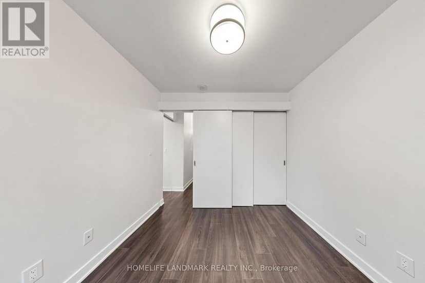 TH03 - 110 Charles Street E — photo 34 of 40