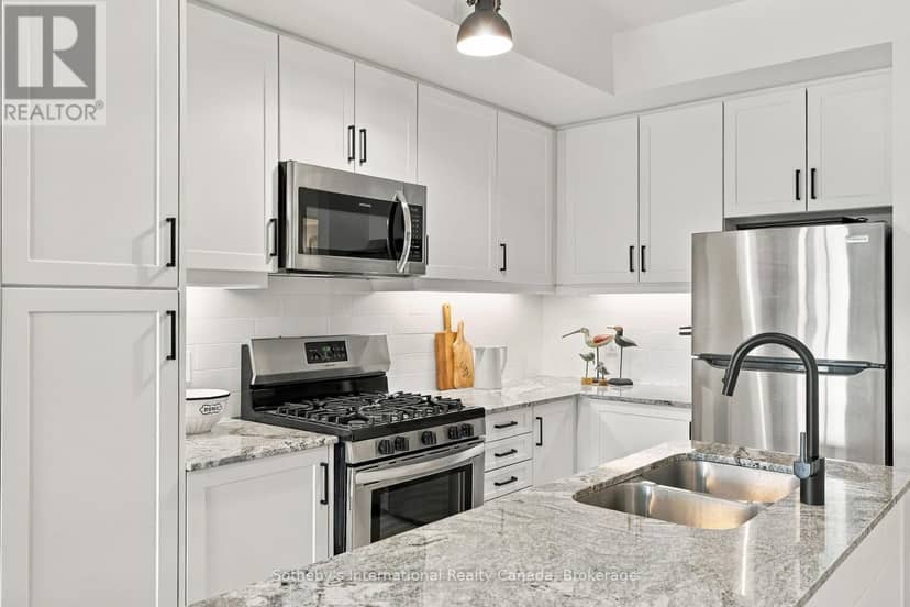 206 - 17 Spooner Crescent — photo 7 of 35