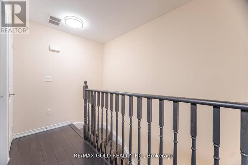 317 - 80 Orchid Place E — photo 5 of 28