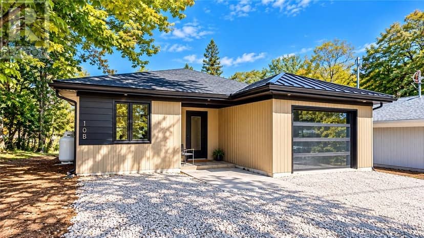 10B Main Street, Gore Bay