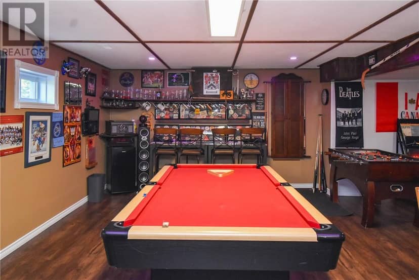 110 Armstrong Road — photo 38 of 40