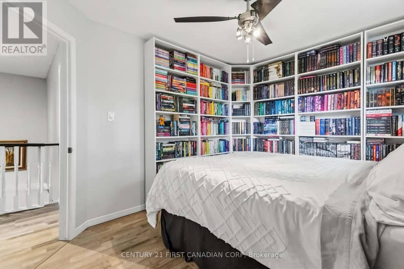 1 - 195 Barker Street — photo 16 of 30
