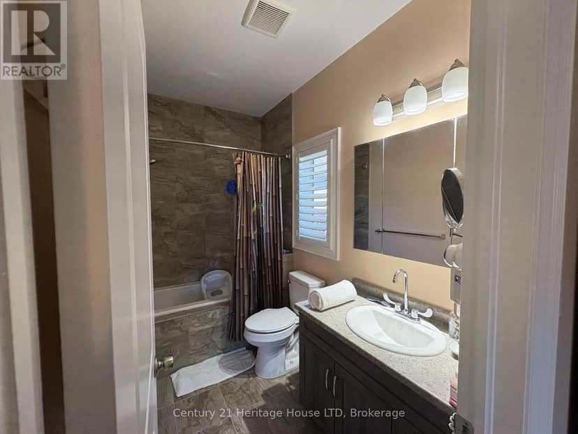 424 Williams Crescent — photo 17 of 39