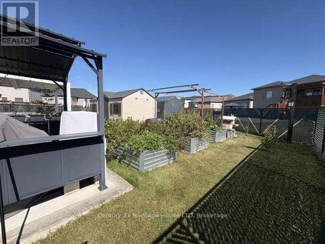 424 Williams Crescent — photo 37 of 39