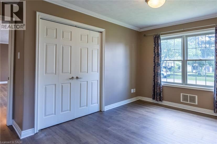 14 CARRICK Street, Hagersville, photo 5