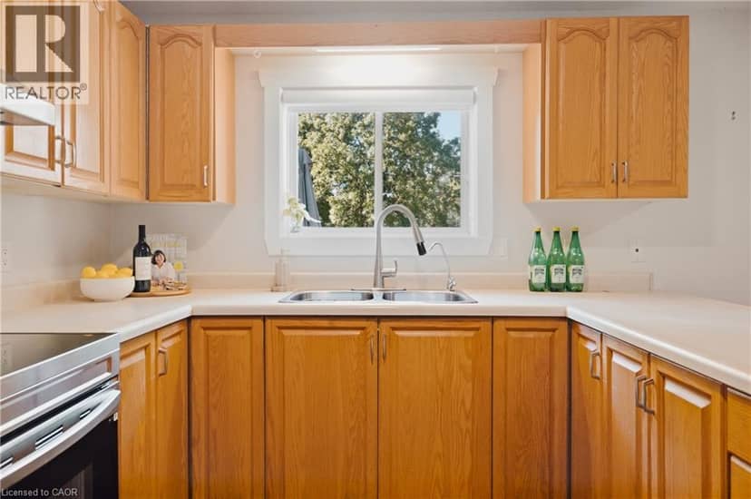 1065 HOWICK Street, Wroxeter, photo 7