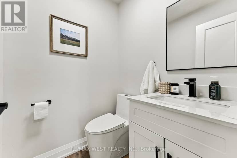 44 Bluewater Court — photo 13 of 31