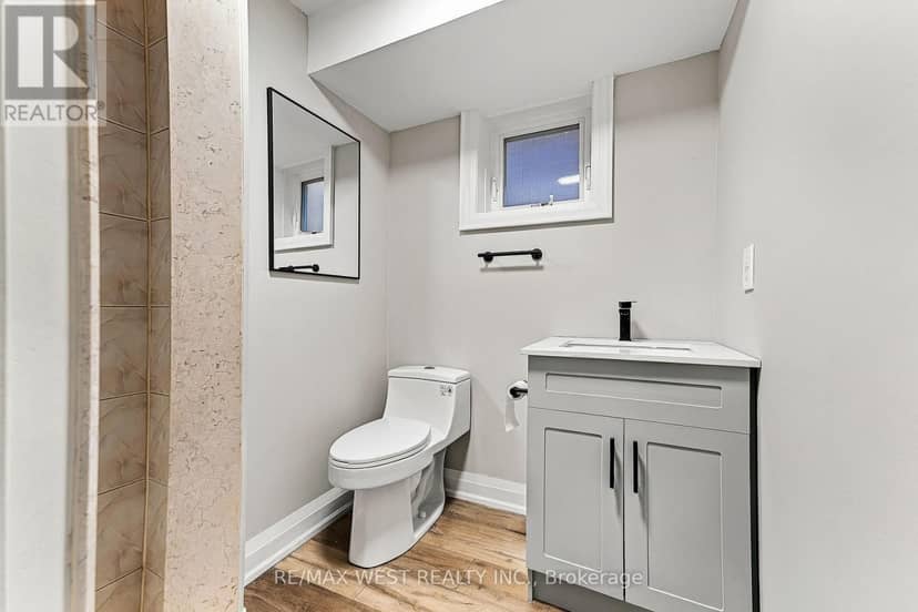 44 Bluewater Court — photo 29 of 31