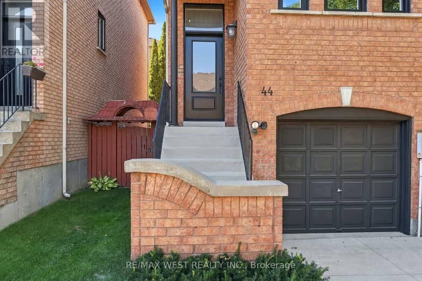 44 Bluewater Court, Toronto, photo 3
