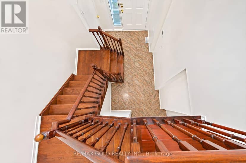 15 Amazon Court — photo 24 of 40