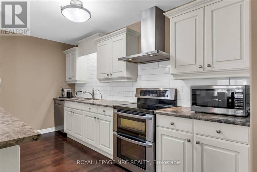 23 - 70 Elmwood Avenue — photo 10 of 31