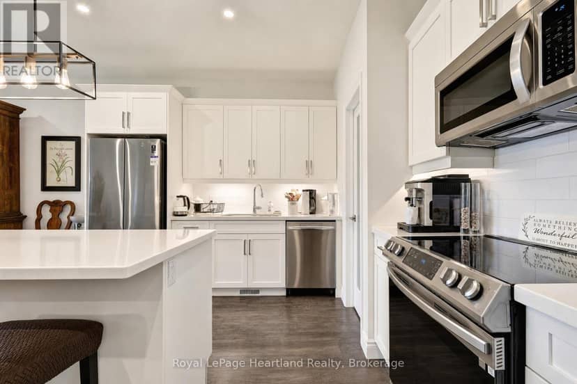 11 Silver Creek Road, Huron East, photo 5