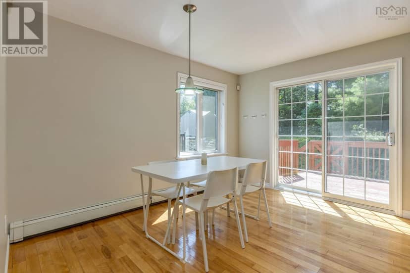 8 Wembley Place — photo 8 of 34