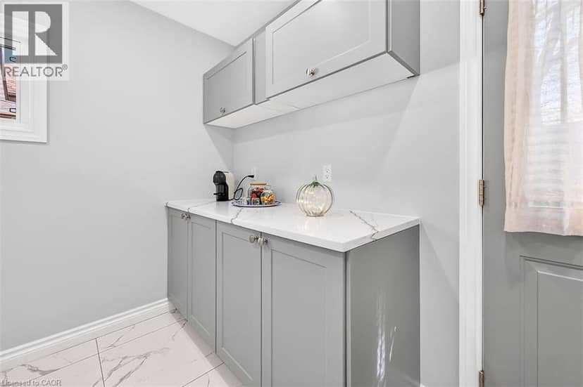 4 ALBEMARLE Street — photo 29 of 40