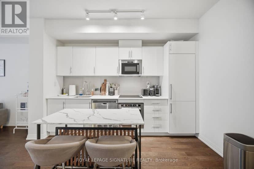 1801 - 460 Adelaide Street E — photo 9 of 26