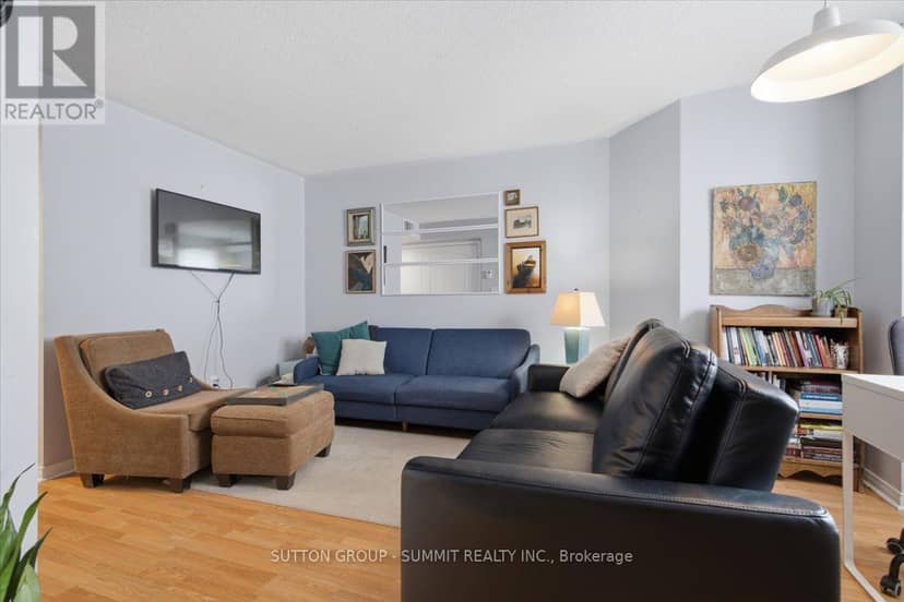 201 - 25 Strangford Lane, Toronto, photo 4