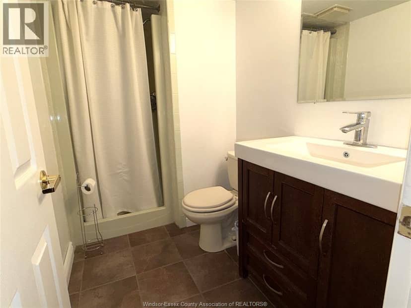33 Bennie Avenue — photo 24 of 32