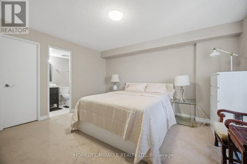 209 - 1320 Mississauga Valley Boulevard — photo 29 of 40