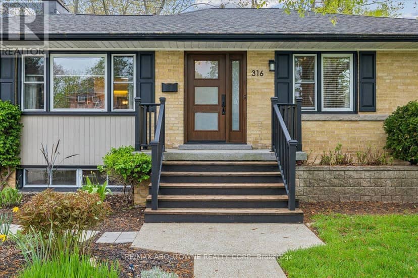 316 River Side Drive, Oakville, photo 2