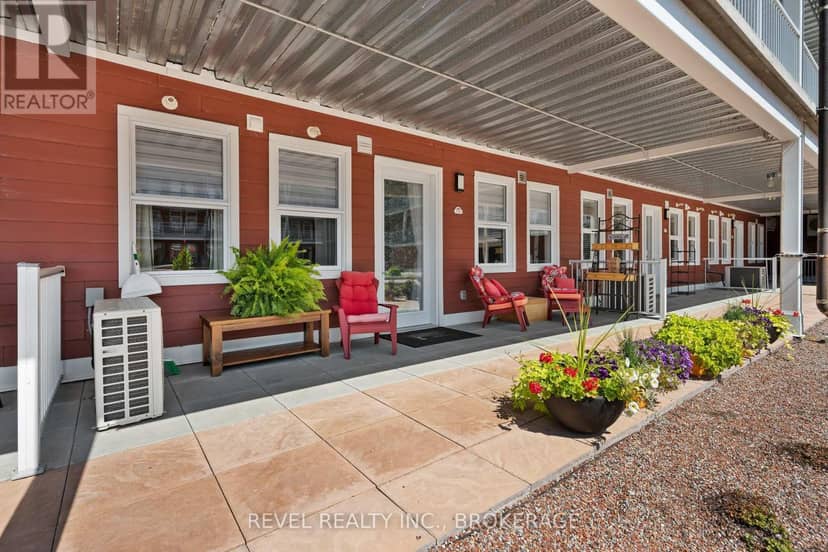 14 - 130 Water Street E, Gananoque, photo 4