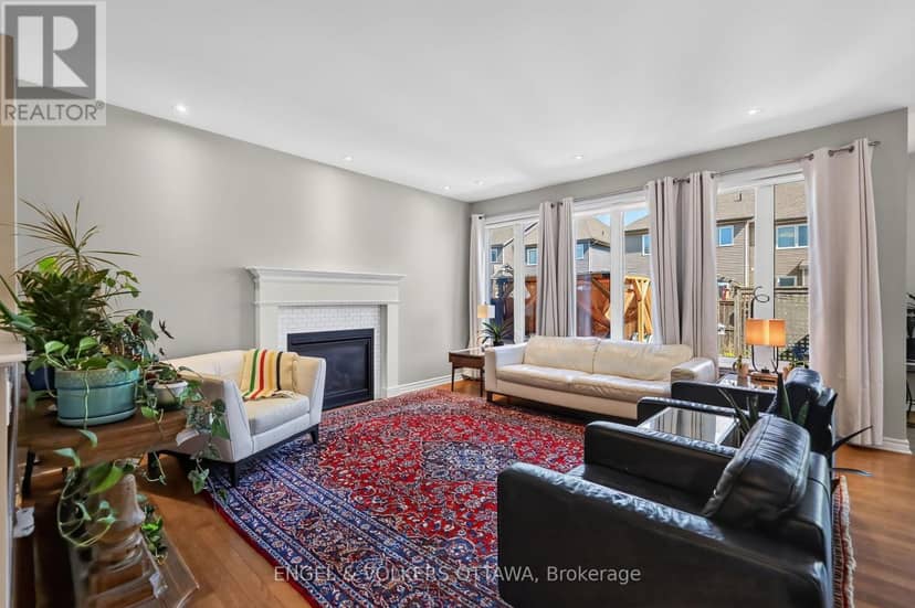 715 Bunchberry Way — photo 10 of 40