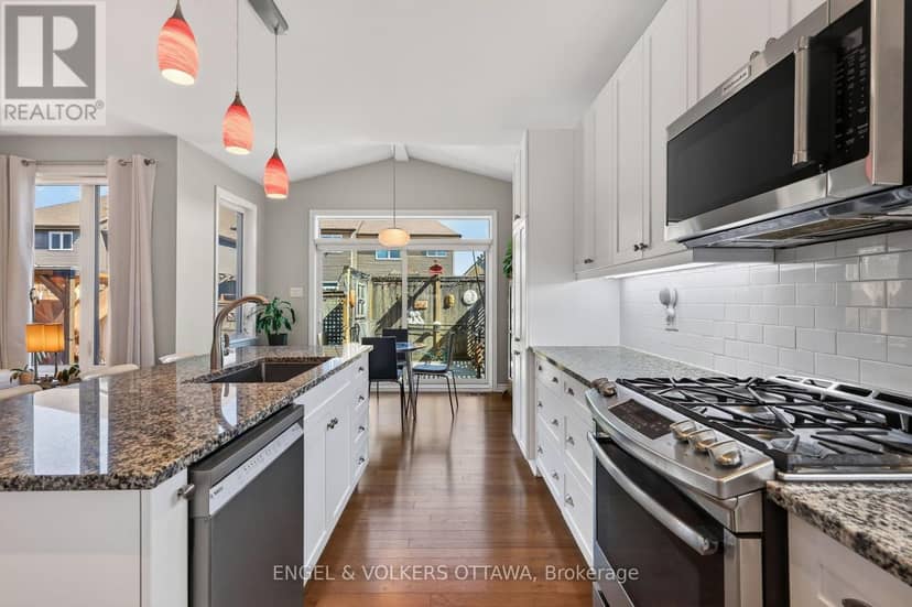 715 Bunchberry Way — photo 14 of 40