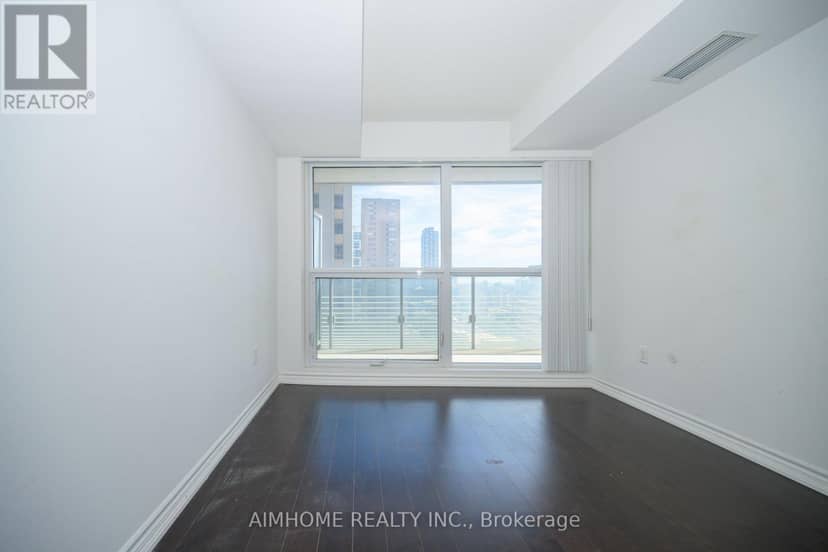 1405 - 386 Yonge Street — photo 21 of 29