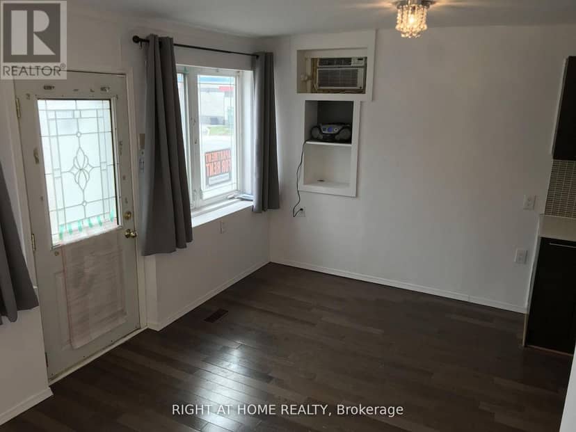 104 Danforth Road — photo 6 of 27