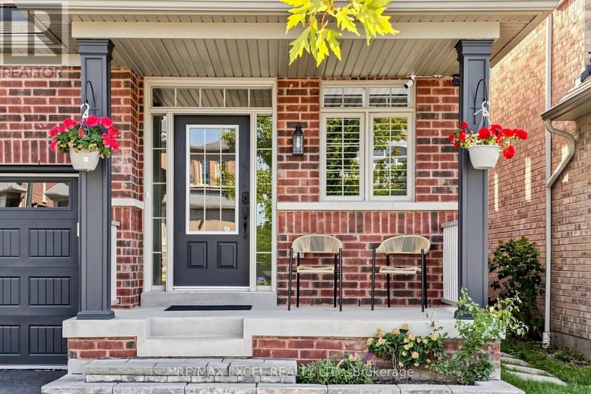 16 Stockell Crescent — photo 2 of 40