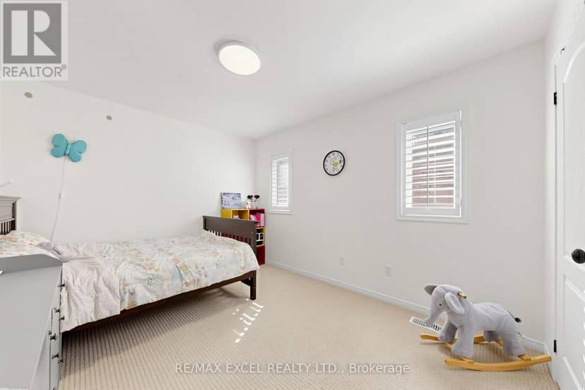 16 Stockell Crescent — photo 33 of 40