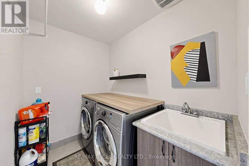 16 Stockell Crescent — photo 38 of 40