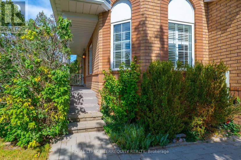 44 Iberville Road — photo 3 of 40