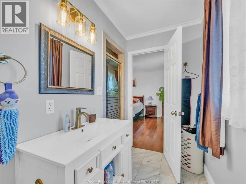 503 Regent — photo 28 of 40