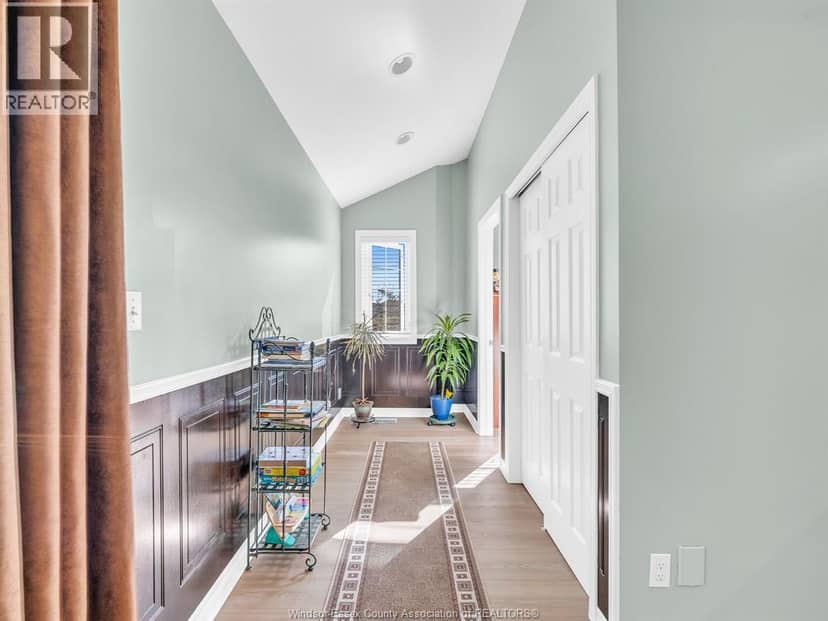 503 Regent — photo 33 of 40