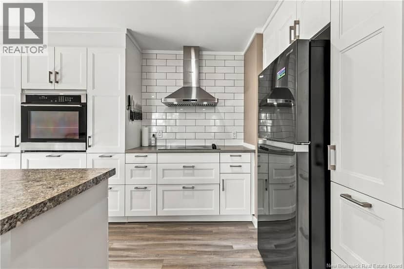 76 Briardale Drive — photo 13 of 40