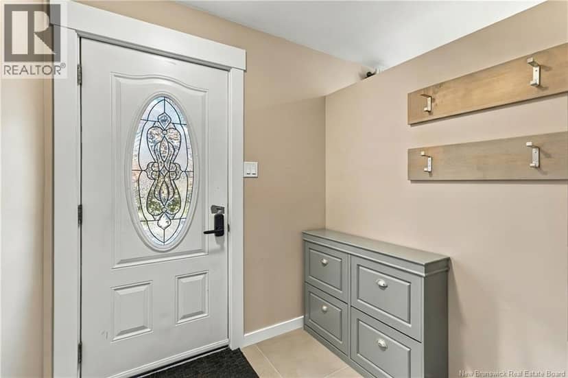 76 Briardale Drive — photo 4 of 40