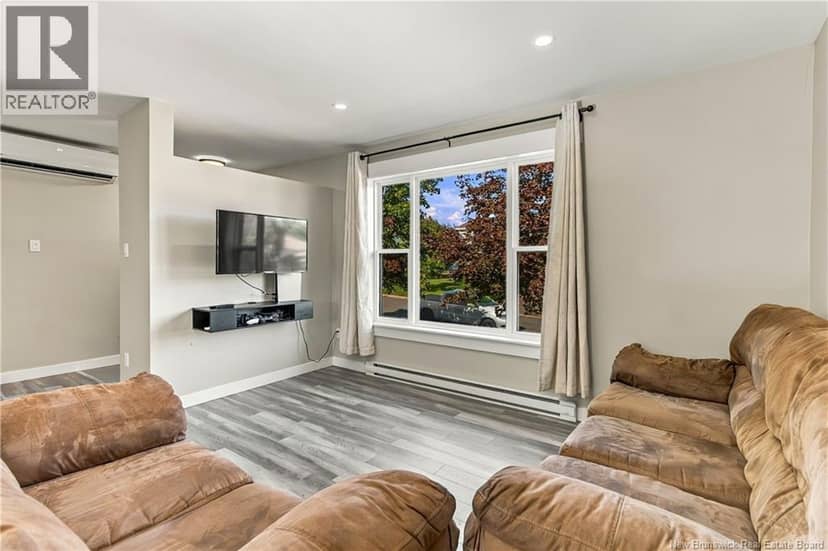 76 Briardale Drive — photo 8 of 40
