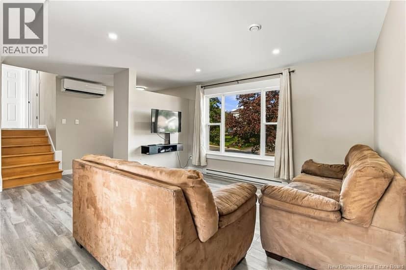 76 Briardale Drive — photo 9 of 40