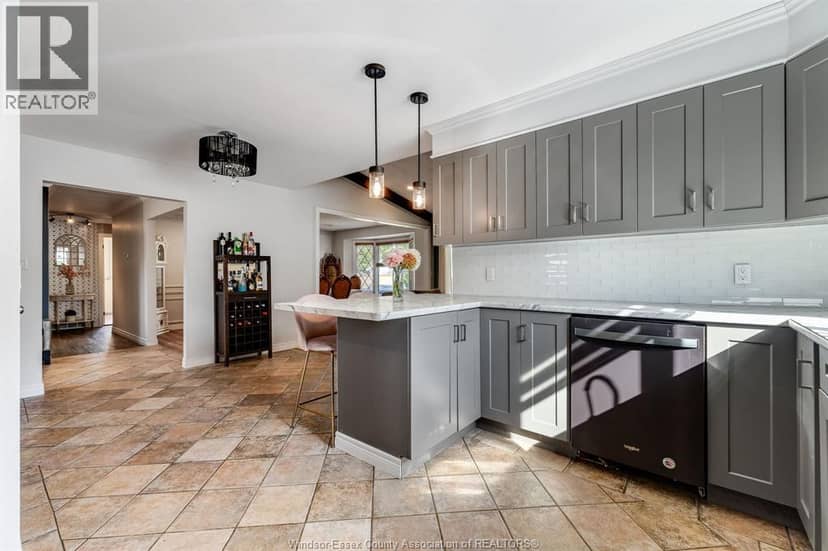 3 Fischer CRESCENT — photo 12 of 40