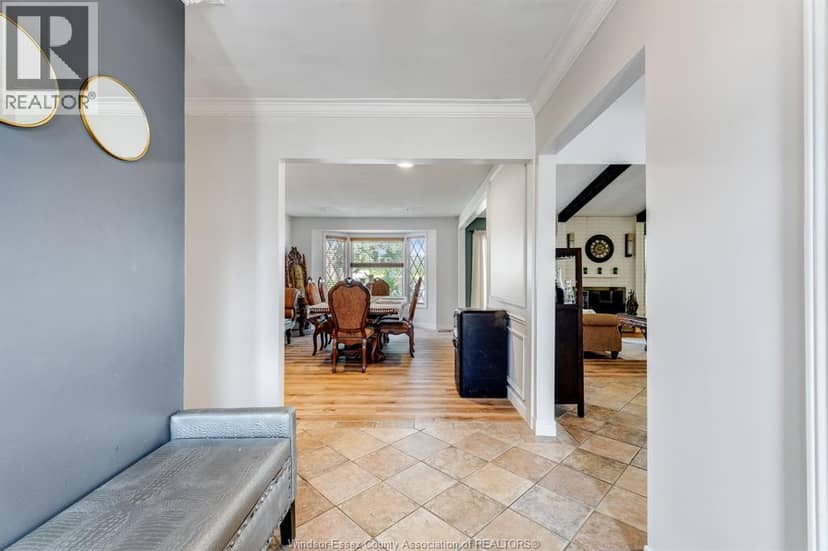 3 Fischer CRESCENT — photo 2 of 40
