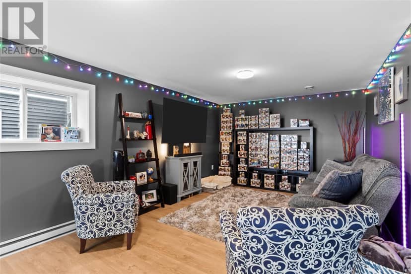 29 Hartland Avenue — photo 26 of 36