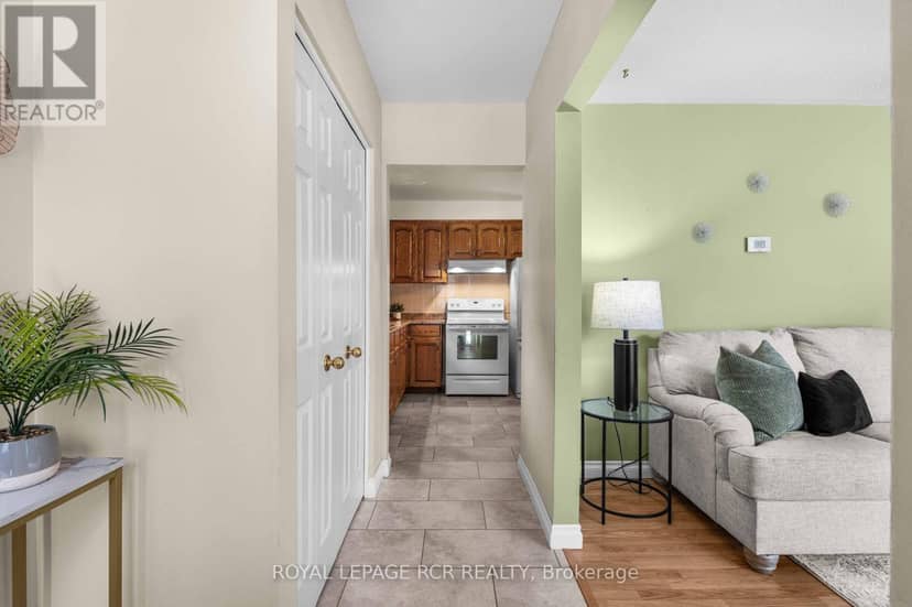 163 Crozier Street — photo 9 of 40