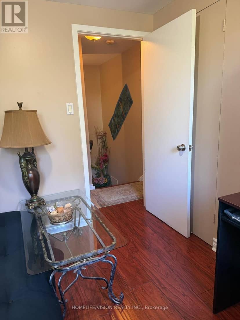 6 Laurie Shepway, Toronto, photo 7