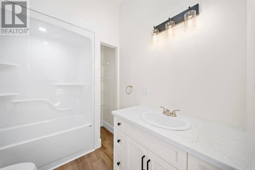154 Dalton Avenue — photo 37 of 40